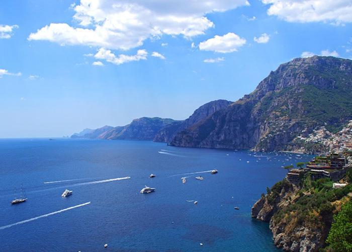 Hotel Sottovento サンテジーディオ・デル・モンテ・アルビーノ エクステリア 写真