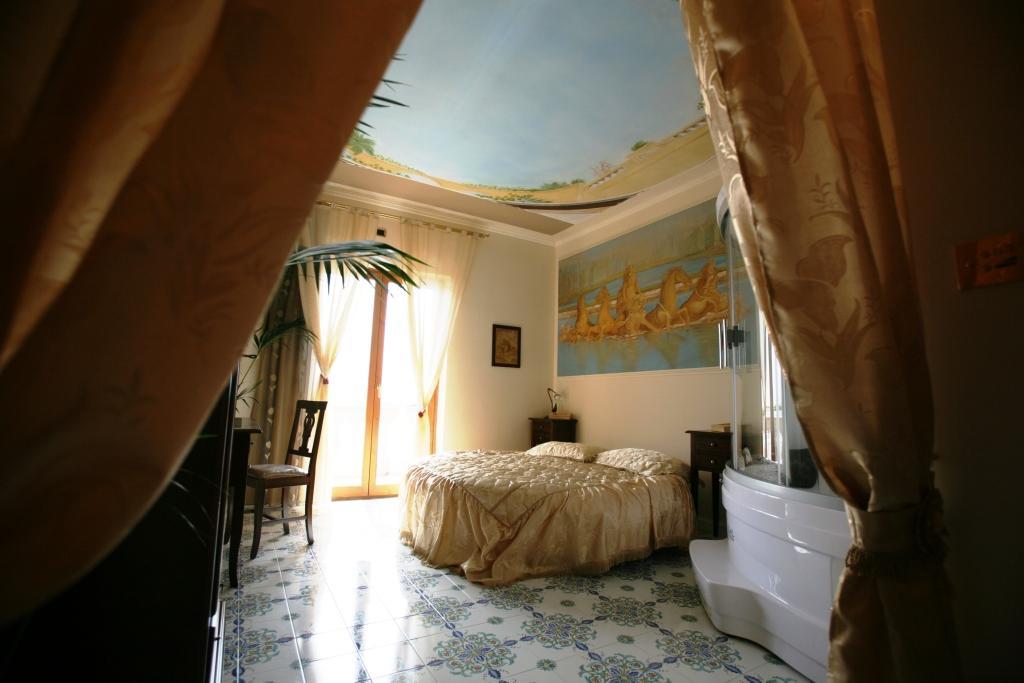 Hotel Sottovento サンテジーディオ・デル・モンテ・アルビーノ エクステリア 写真